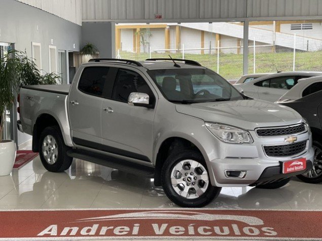 GM - Chevrolet S10 LTZ 2.4 C.D. Marrom 2014 - Campo Grande