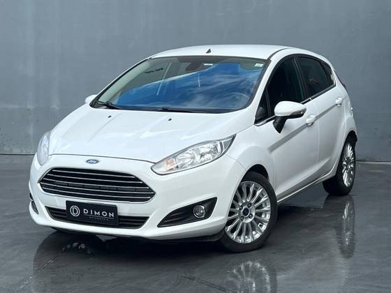 Ford NEW FIESTA TITANIUM 1.6 16V P.SHIFT - SóCarrão